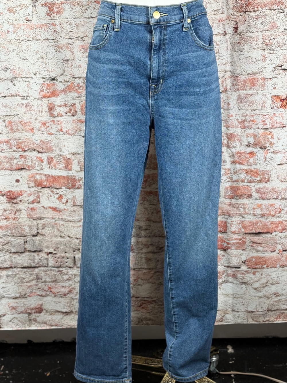 Level 99 Straight-Leg Denim High Waisted Mom Jeans Women’s Size 32